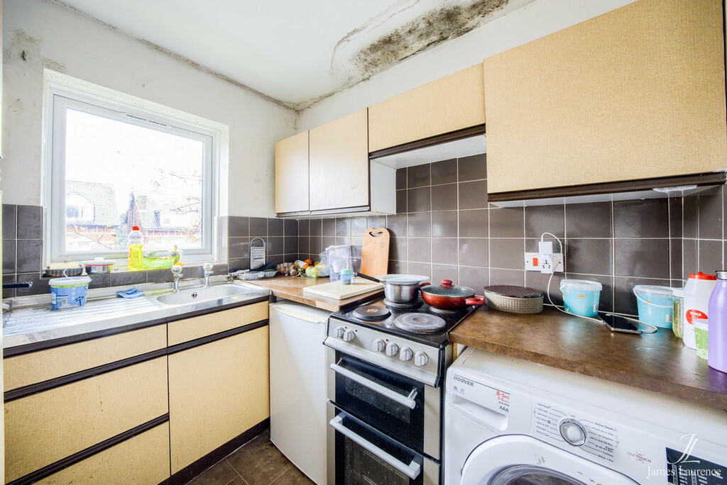 Additional property image - The Lindens, York Road