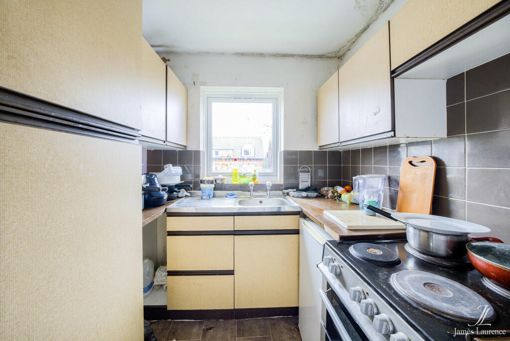 Additional property image - The Lindens, York Road