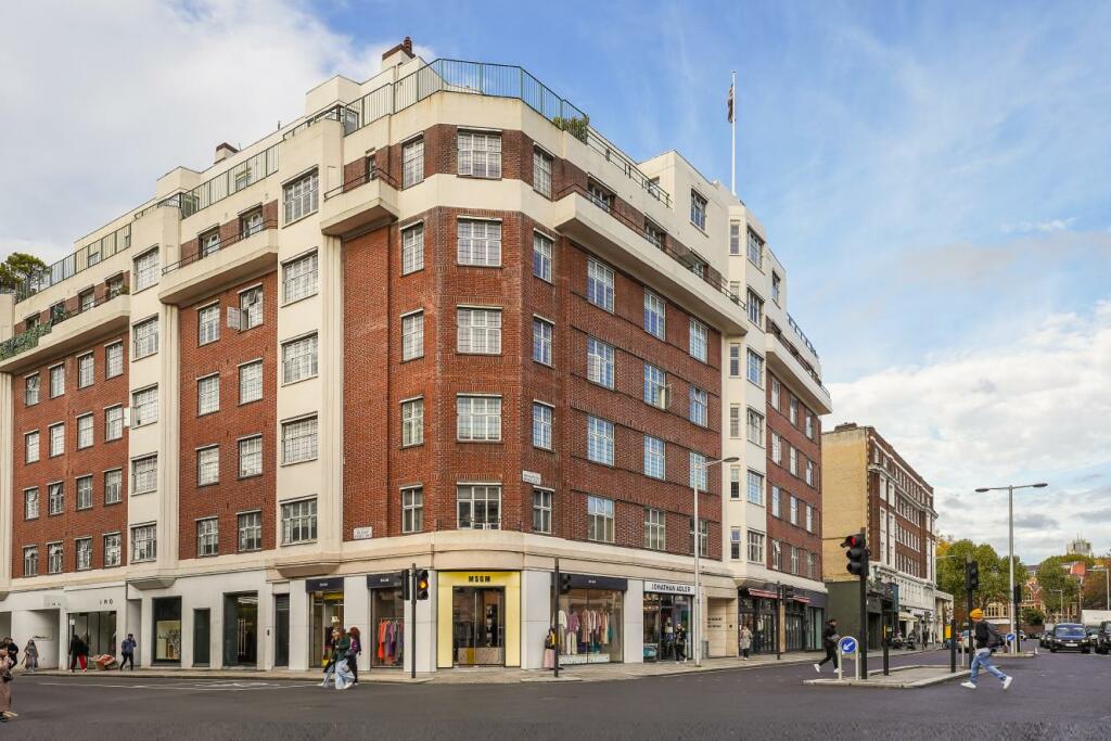 3 bedroom flat for sale in Brompton Road, London, SW3