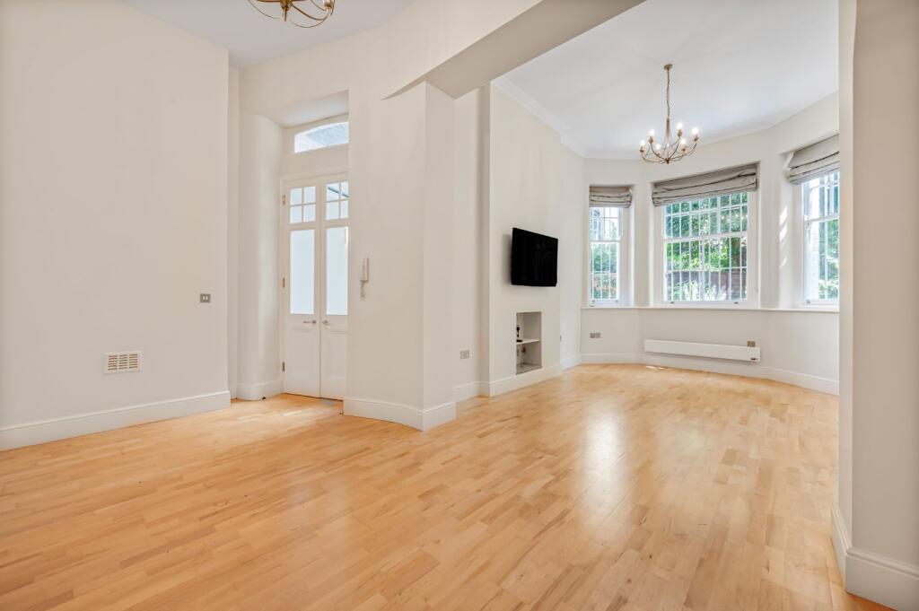 Main image of property: Kings Road, London, SW3