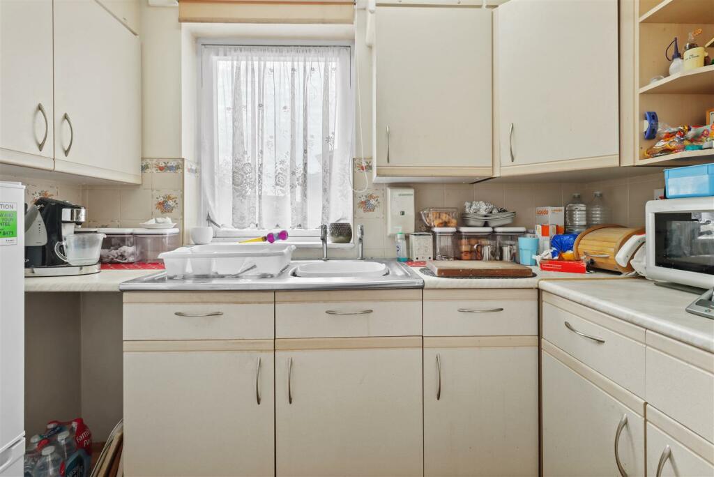 Additional property image - Brookside Avenue, Polegate