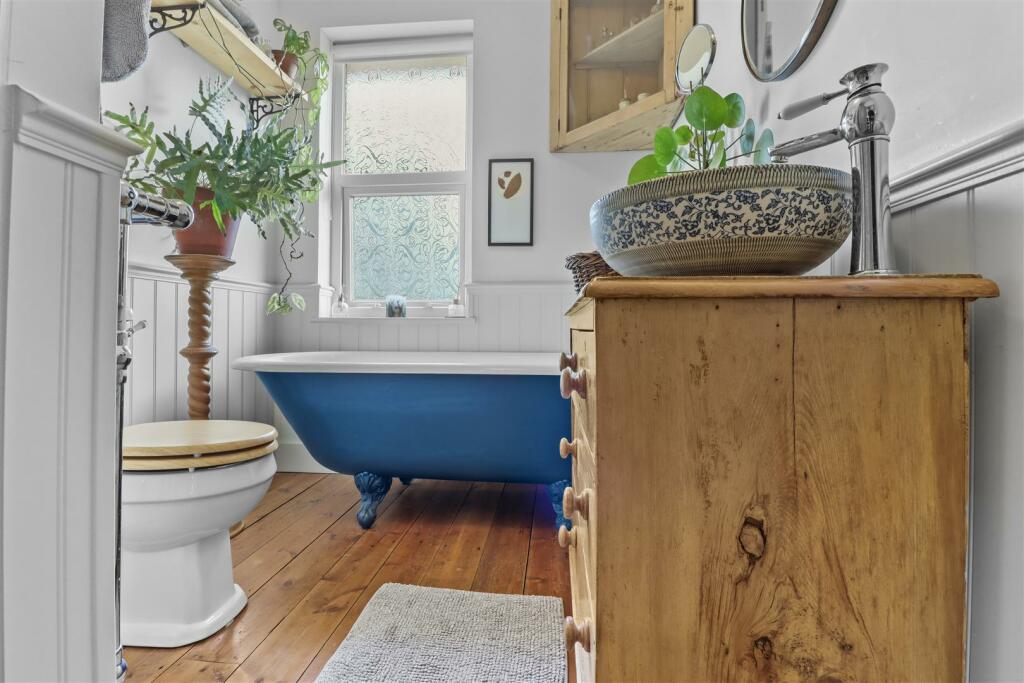 Additional property image - Windsor Road, Hailsham