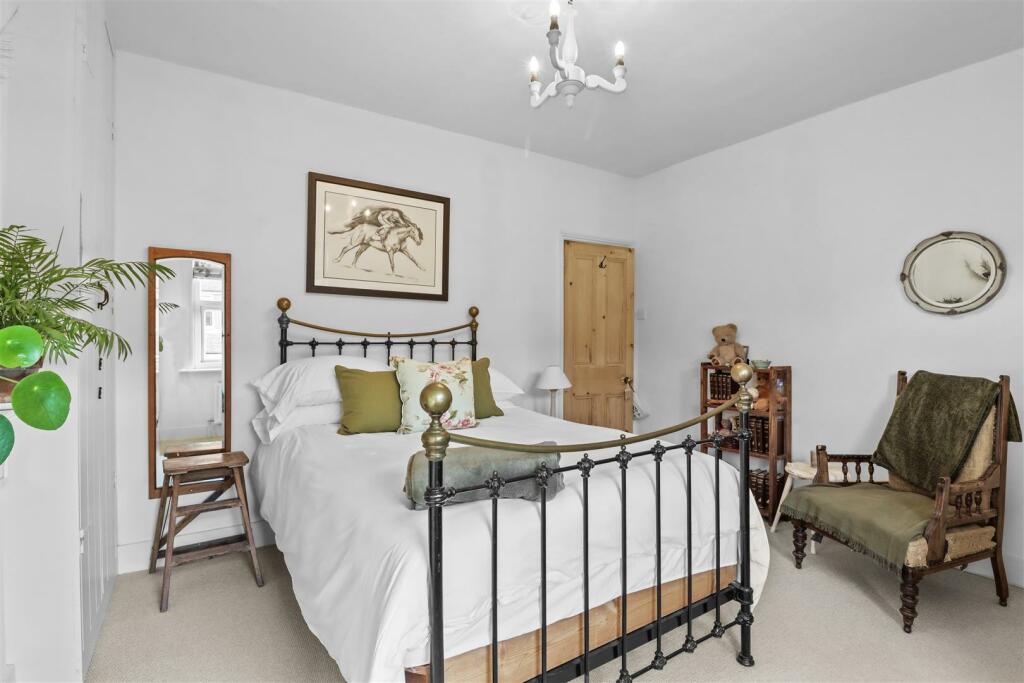 Additional property image - Windsor Road, Hailsham