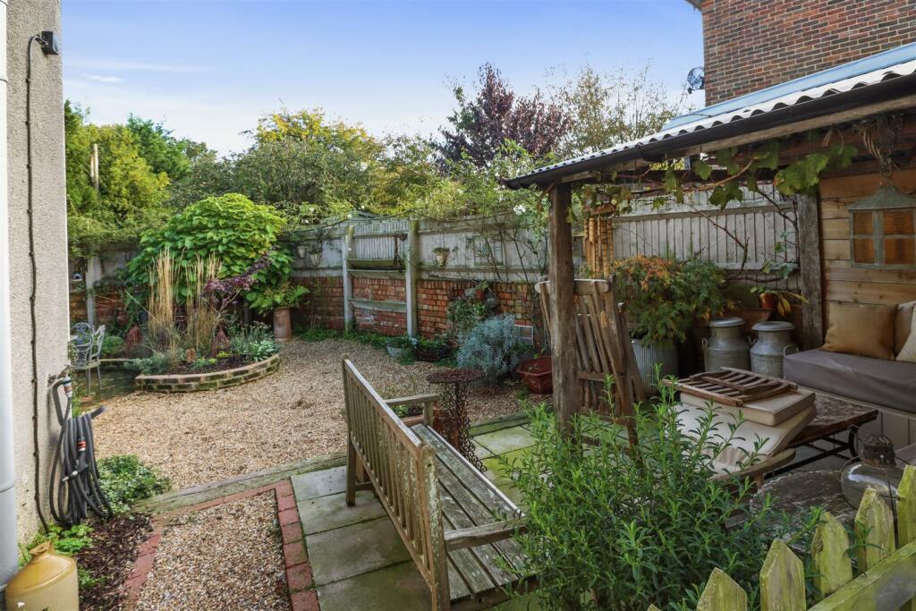 Additional property image - Windsor Road, Hailsham