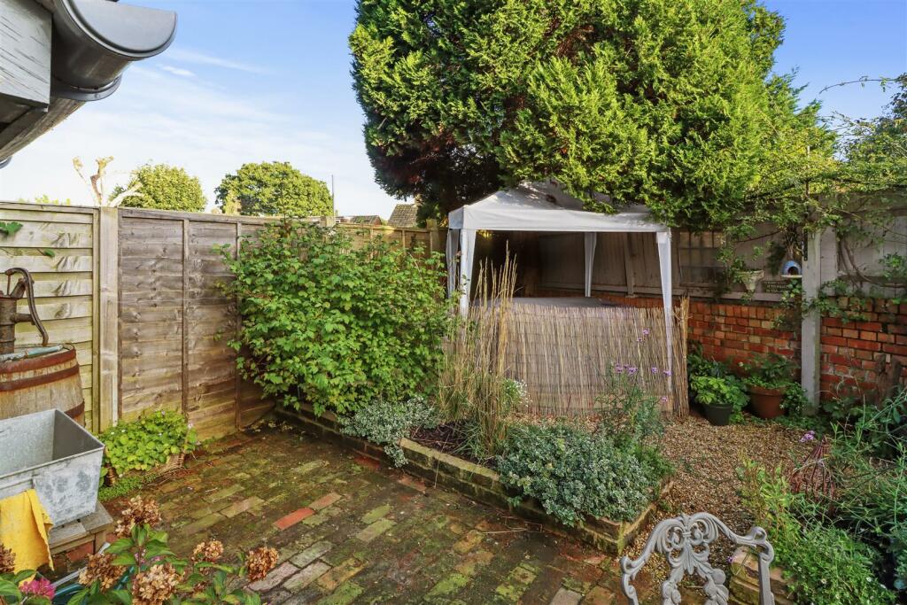 Additional property image - Windsor Road, Hailsham