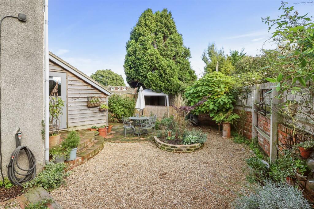 Additional property image - Windsor Road, Hailsham