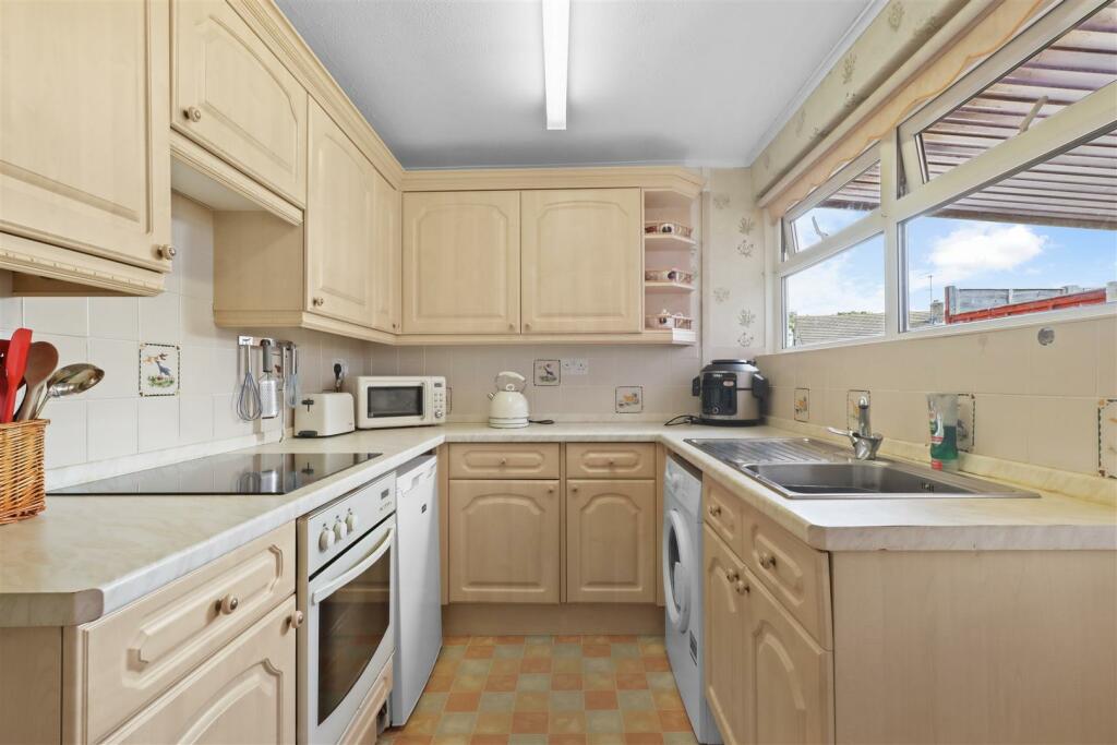 Additional property image - Glynleigh Drive, Polegate