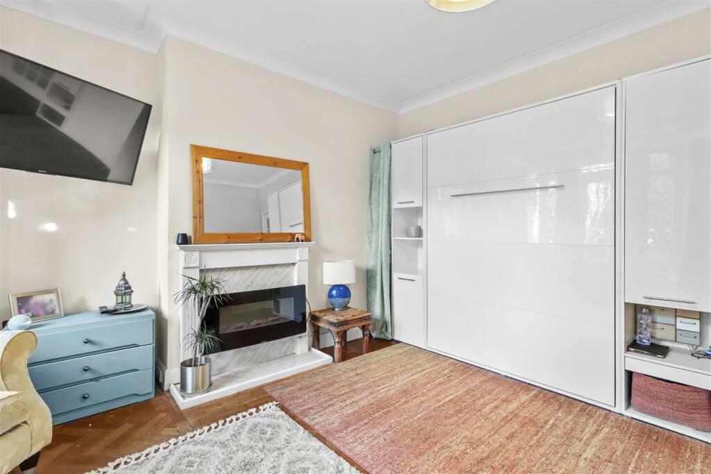 Additional property image - Dolphin House, 20 Meads Street, Eastbourne