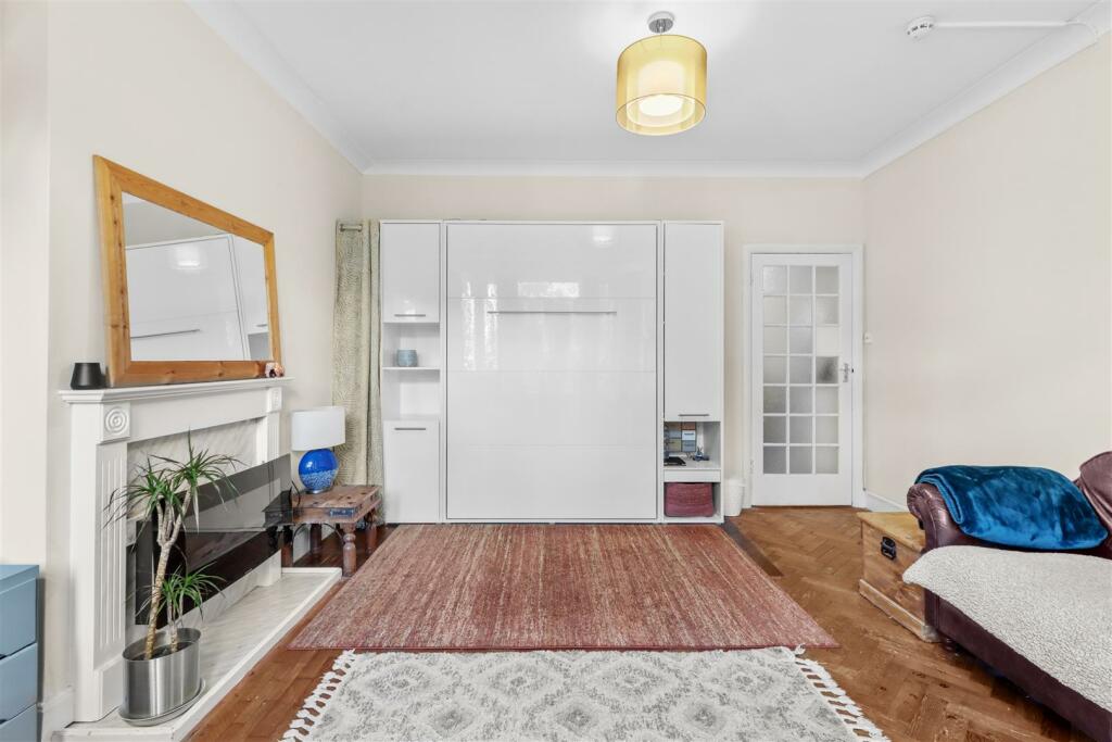 Additional property image - Dolphin House, 20 Meads Street, Eastbourne