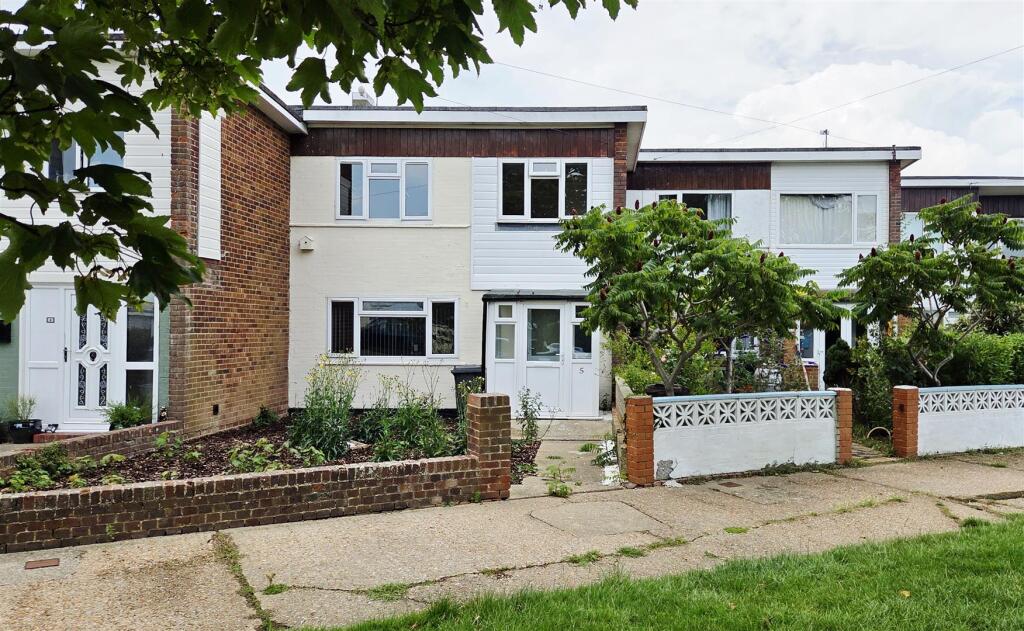 Main image of property: The Parade, Beachlands, Pevensey