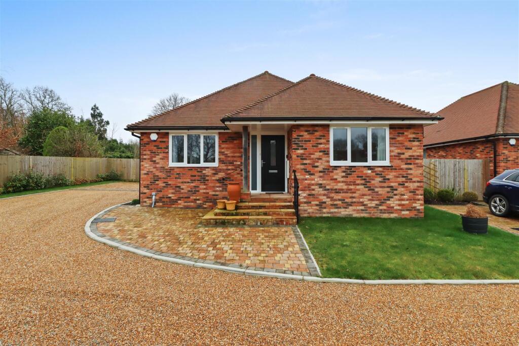 Main image of property: Gurney Close, Broad Oak
