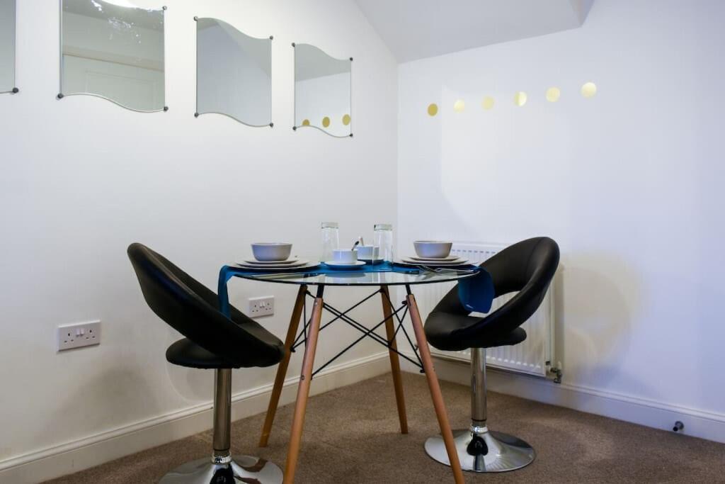 Additional property image - Peregrine Way, Warwick, Warwickshire, CV34