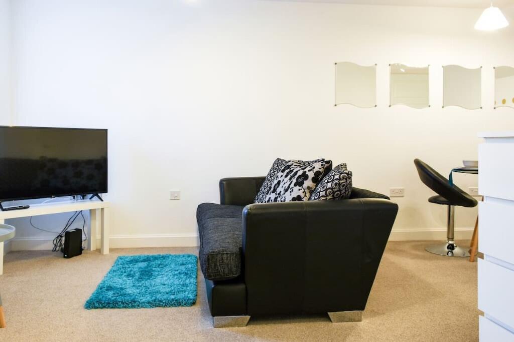 Additional property image - Peregrine Way, Warwick, Warwickshire, CV34