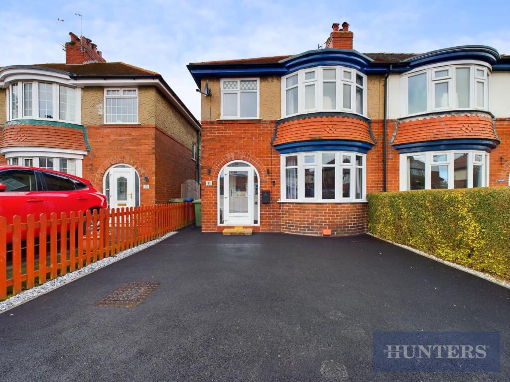 3 bedroom semi-detached house