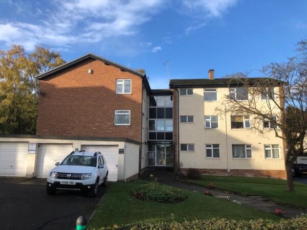Main image of property: 7 PARKLAND COURT, ARROWE PARK