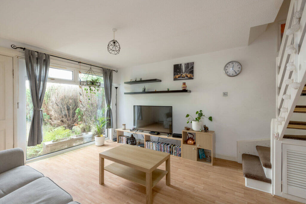 2 bedroom terraced house for sale in 174 Moray Park, Dalgety Bay, KY11