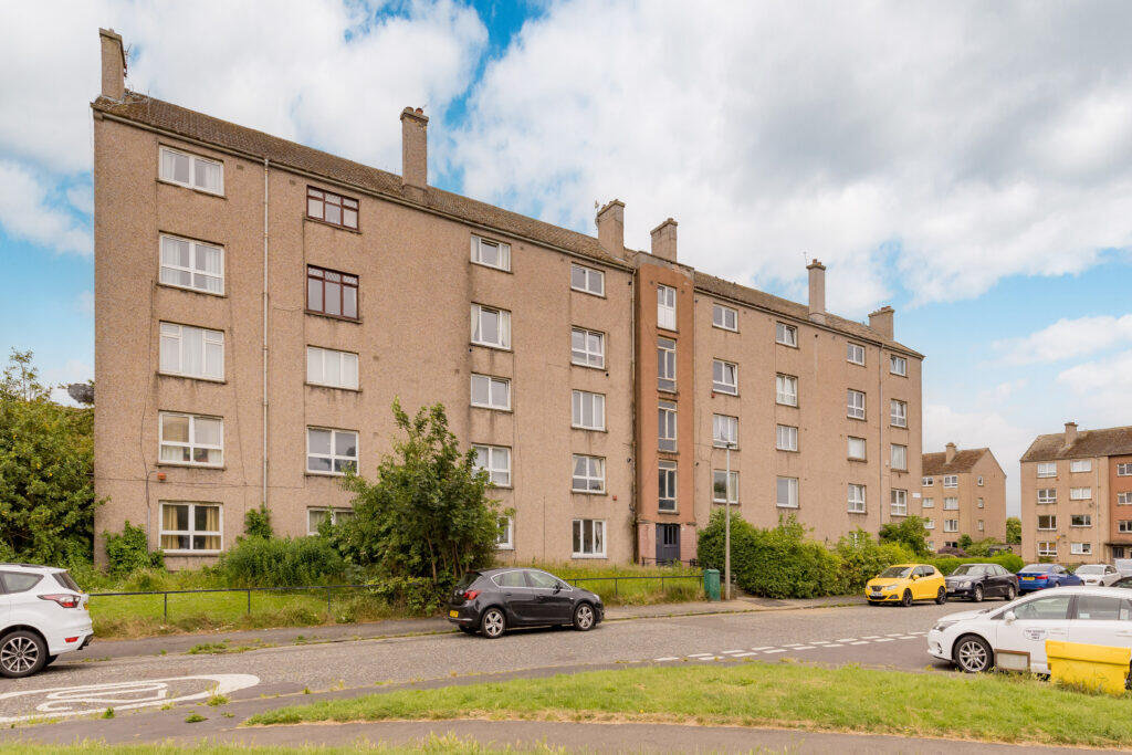 Main image of property: Flat 6, 2 Magdalene Avenue, Brunstane, EH15 3BP