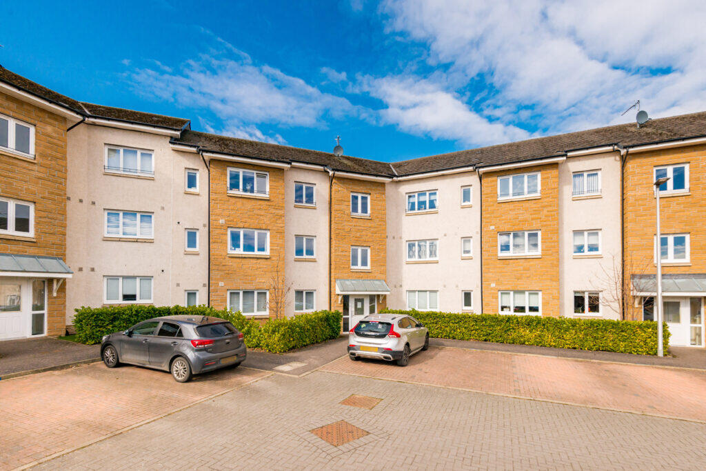 Main image of property: 79d Auld Coal Road, Bonnyrigg, EH19 3WH