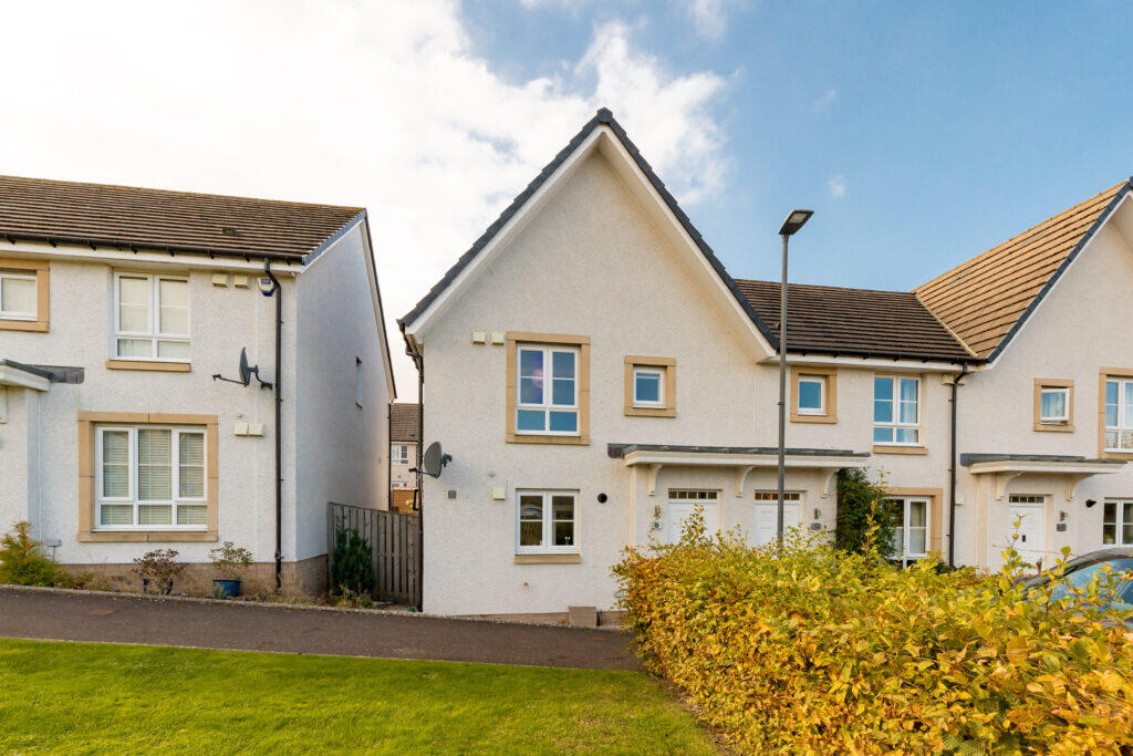 Main image of property: 8 Craws Close, South Queensferry, EH30 9BF
