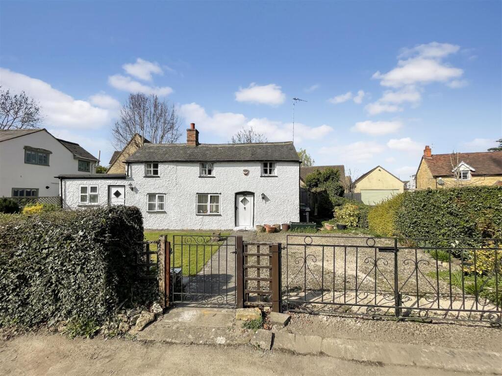 Main image of property: High Street, Mickleton, Chipping Campden