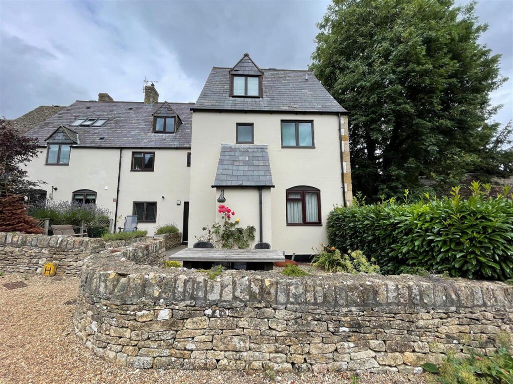 Main image of property: Wolds End Close, Chipping Campden