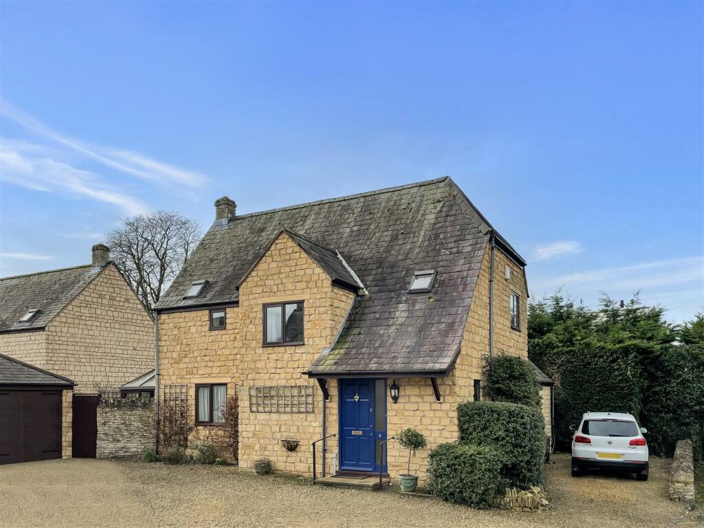 Main image of property: Coldicotts Close, Chipping Campden