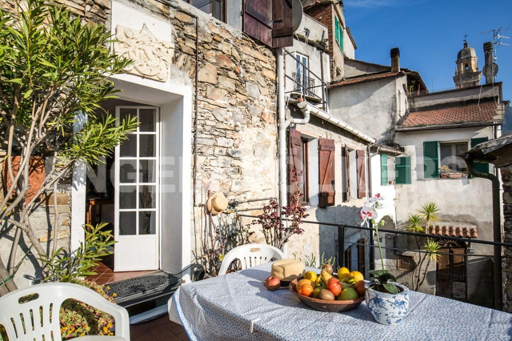 3 bedroom village house for sale in Montalto Ligure, Imperia, Liguria