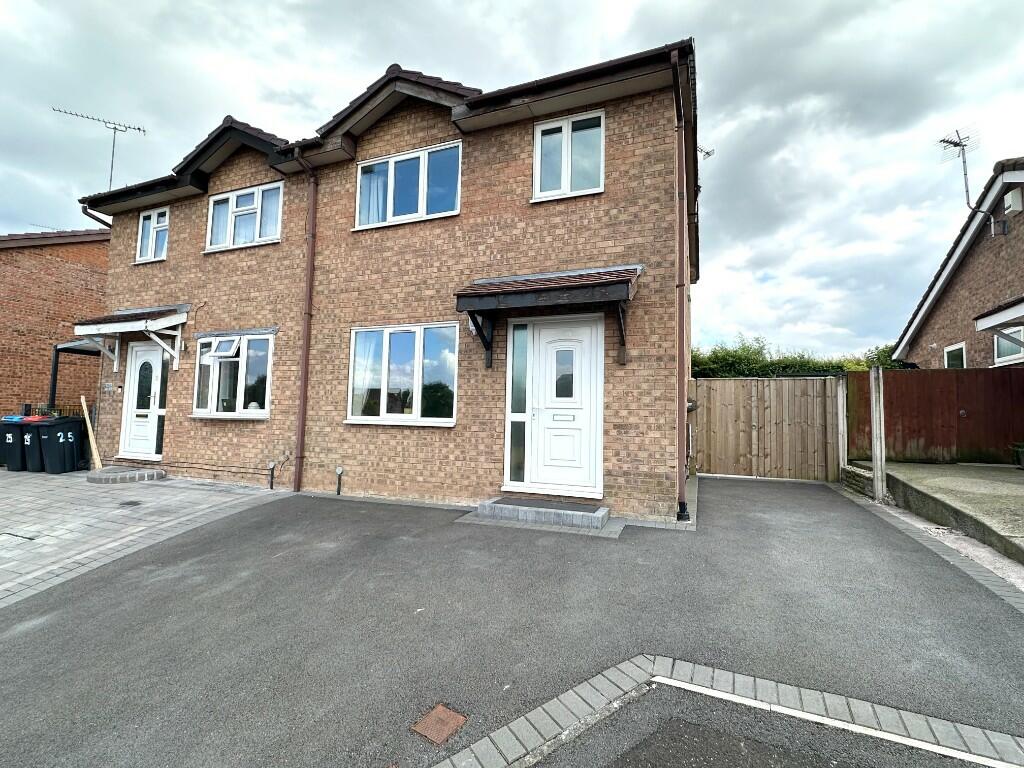 3 bedroom semidetached house for sale in Griffin Close, Blacon