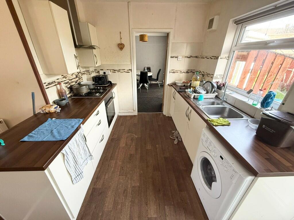 Additional property image - Pooltown Road, Whitby