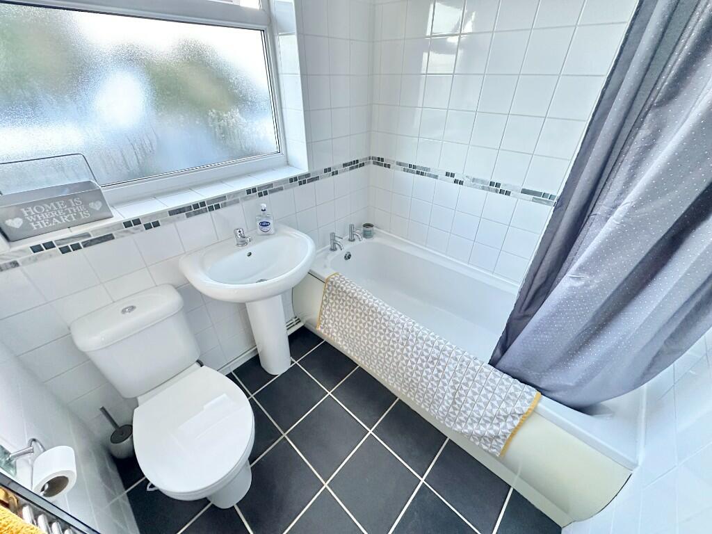 Additional property image - Vale Road, Whitby