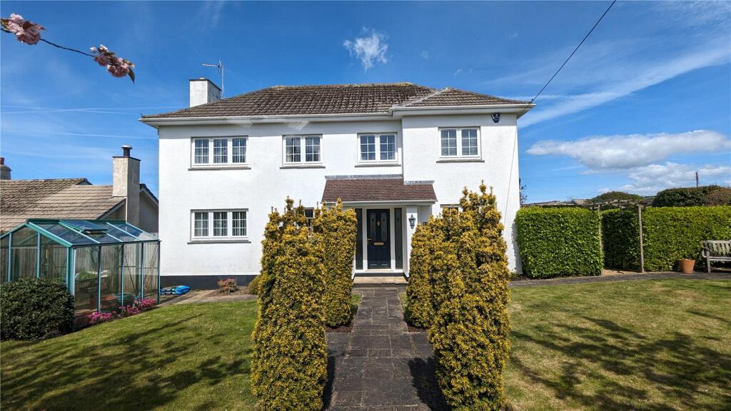 4 bedroom detached house for sale in Bissoe Road, Carnon Downs, Truro, Cornwall, TR3