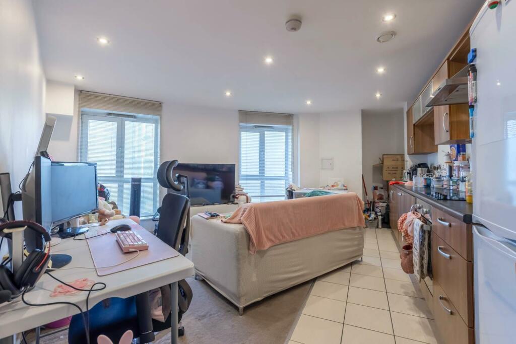 Additional property image - The Hive, Masshouse Plaza, Birmingham