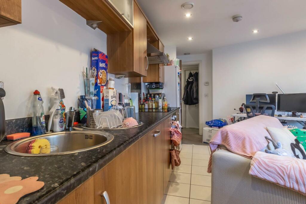 Additional property image - The Hive, Masshouse Plaza, Birmingham