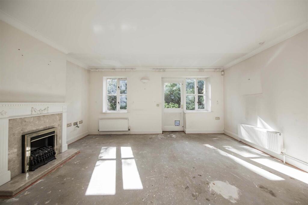 Main image of property: Willicombe Park, Tunbridge Wells