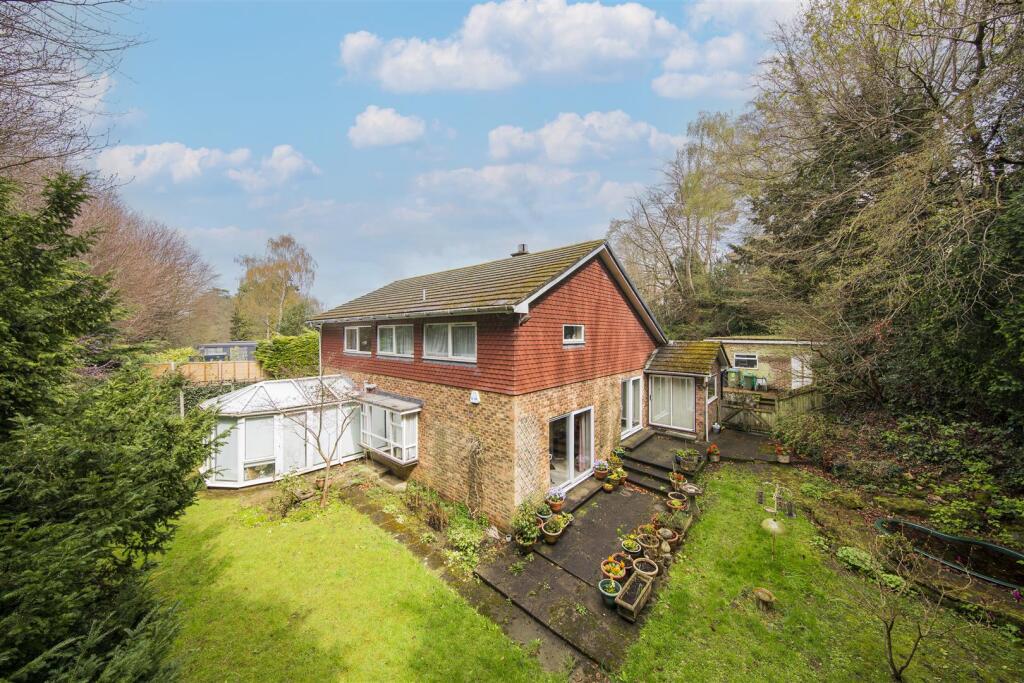 Main image of property: Quarry Hill, Sevenoaks