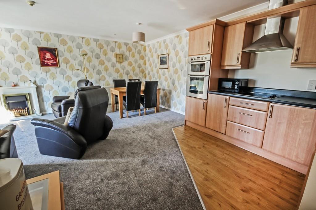 2 bedroom apartment for sale in Oakbridge Drive, Buckshaw Village, Chorley, PR7