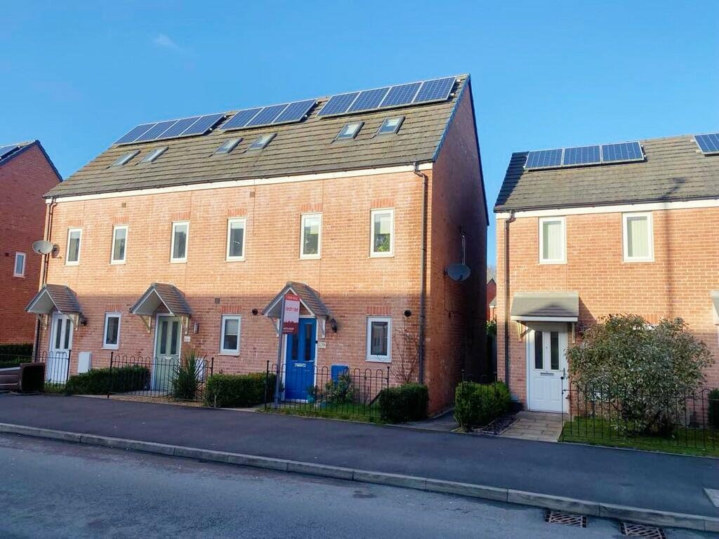 3 bedroom end of terrace house for sale in Brookwood Way, Buckshaw