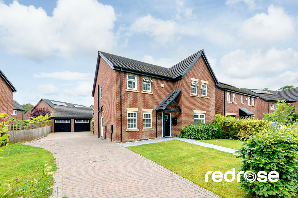 5 bedroom detached house for sale in Brookwood Way, Buckshaw Village
