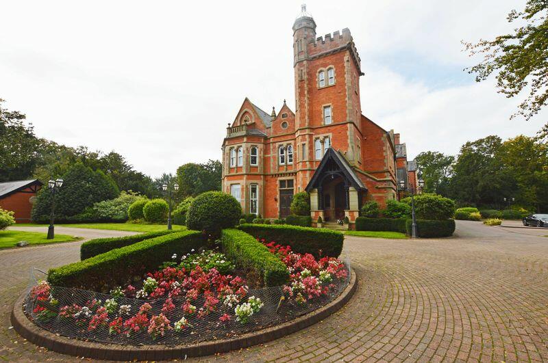2 bedroom flat for sale in Lodge Lane, PoultonLeFylde, FY6