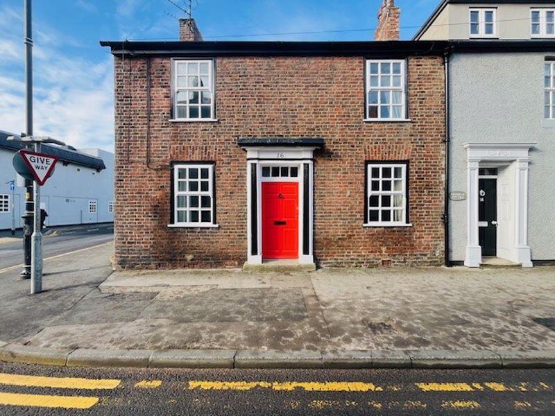 Main image of property: Hardhorn Road, Poulton-Le-Fylde, FY6 7SR