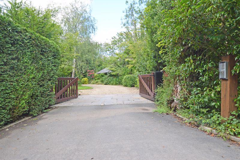 5 bedroom detached house for sale in Old Bankfield House, Poolfoot Lane