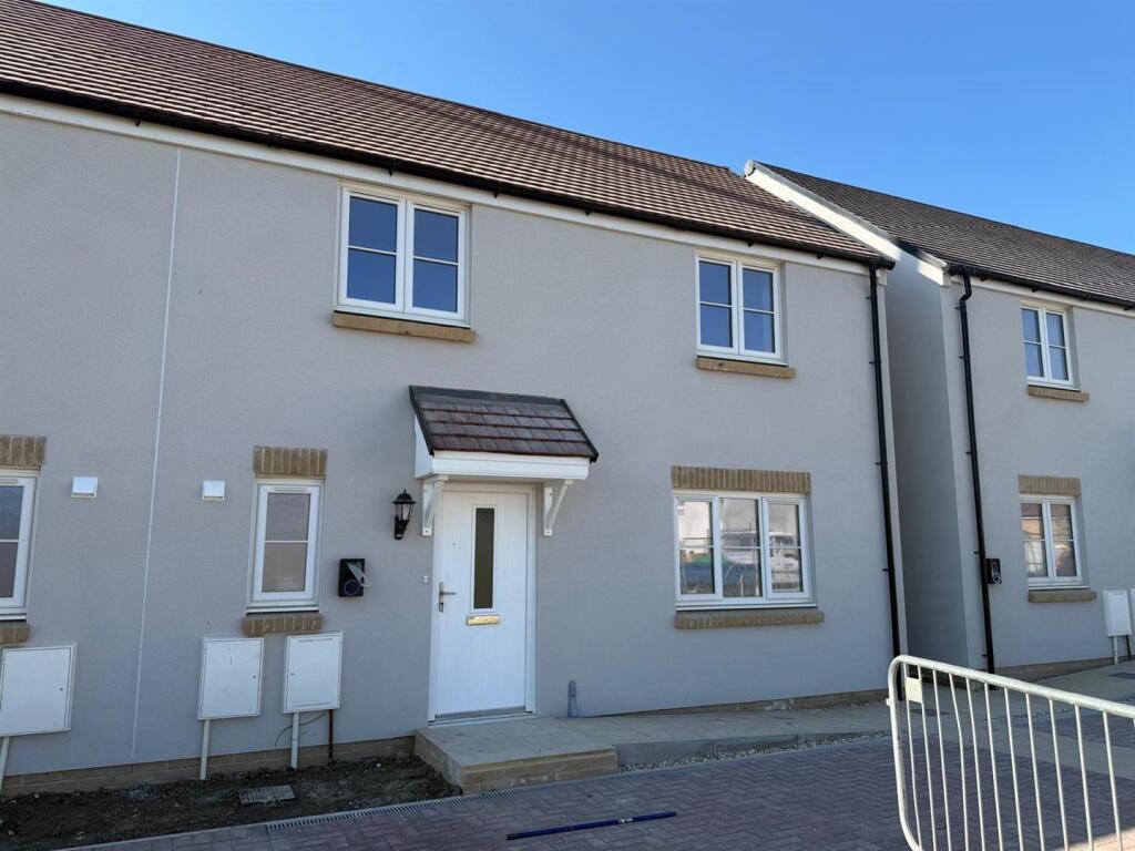 Main image of property: Plot 381 Curtis Fields, 5 Bramble Close, Weymouth, DT4 0FT