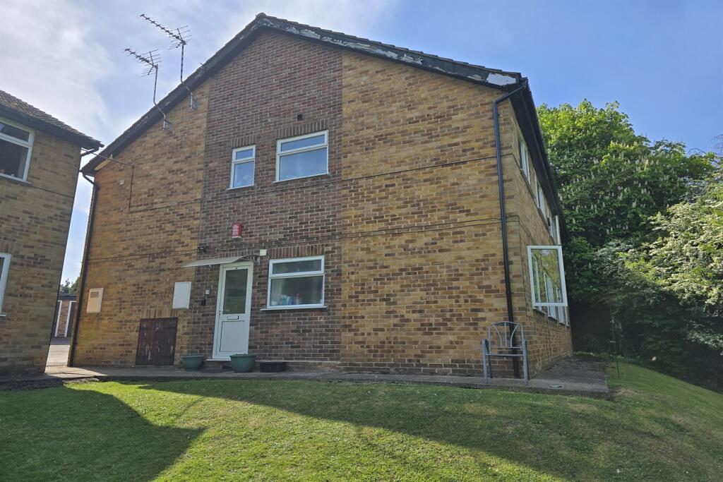 Main image of property: Close Quarters, Bramcote, NG9 3BQ