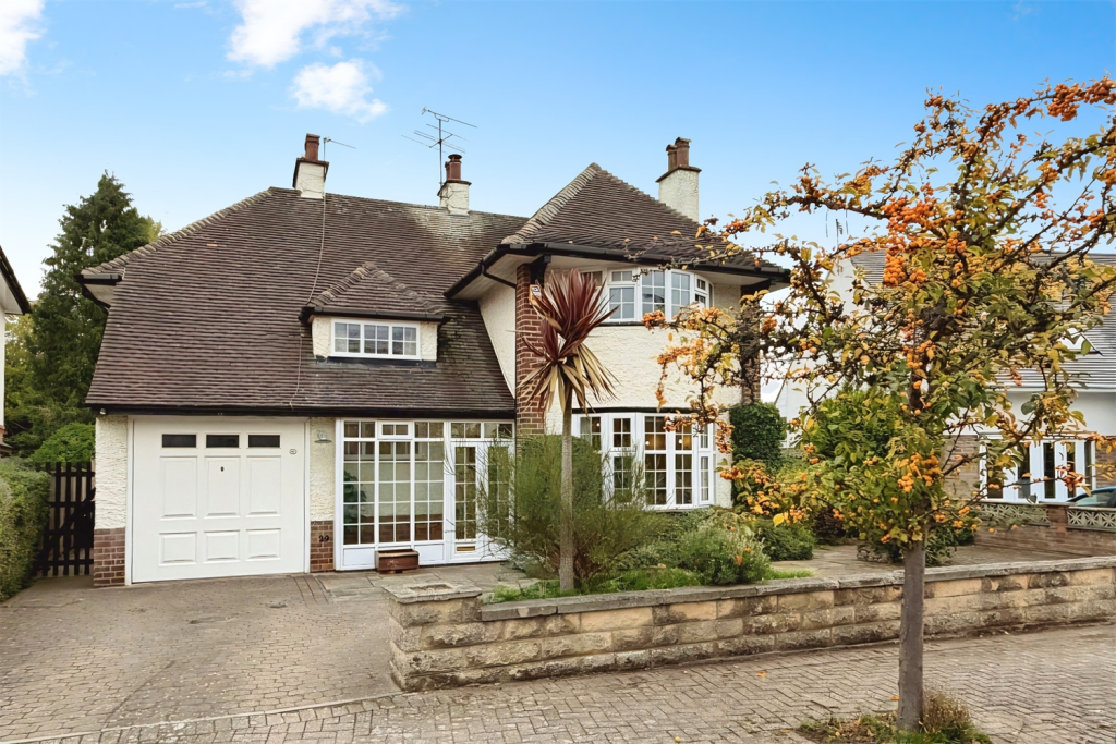 Main image of property: Middleton Crescent, Beeston, NG9 2TH