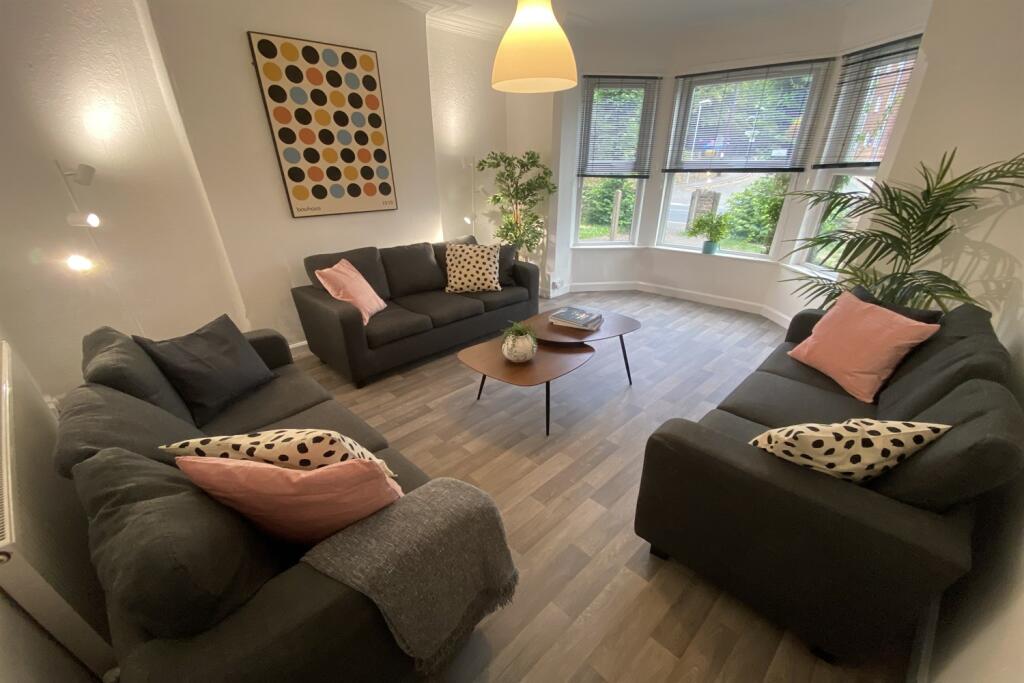 Main image of property: Broadgate, Beeston, NG9  2GG