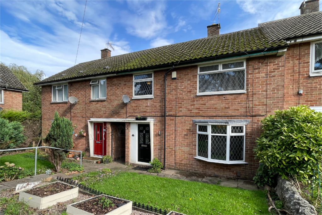 3 bedroom terraced house for sale in Braddon Avenue, Stapleford, NG9