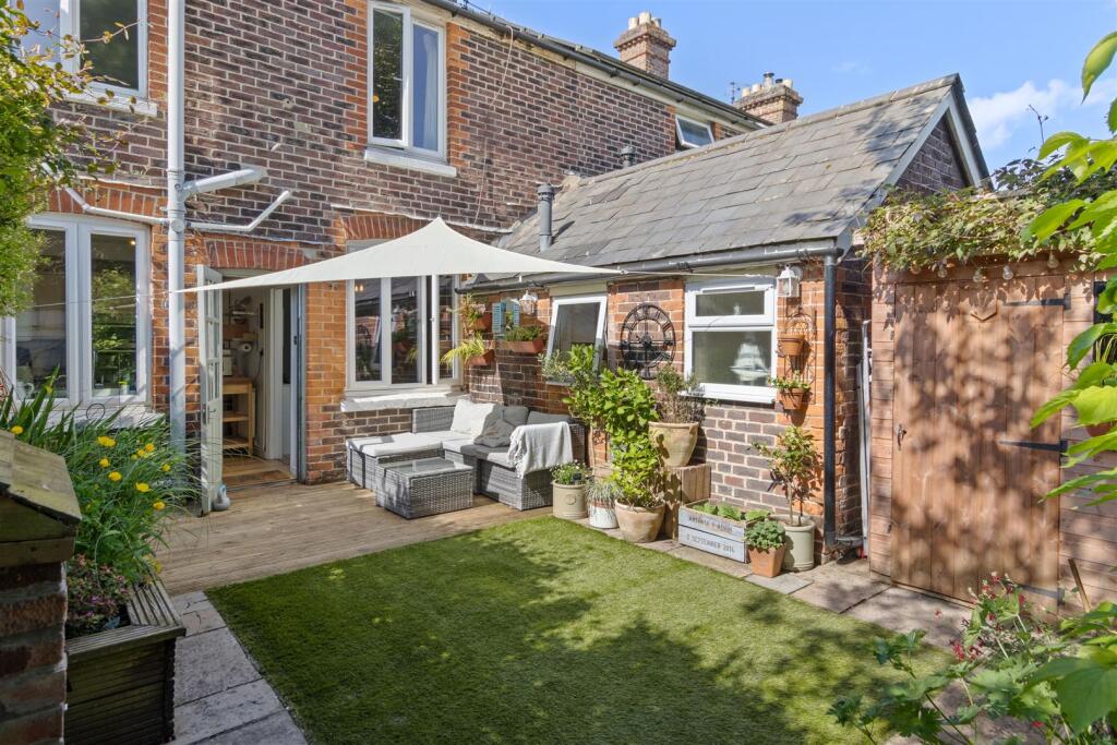Main image of property: Osborne Road, Petersfield