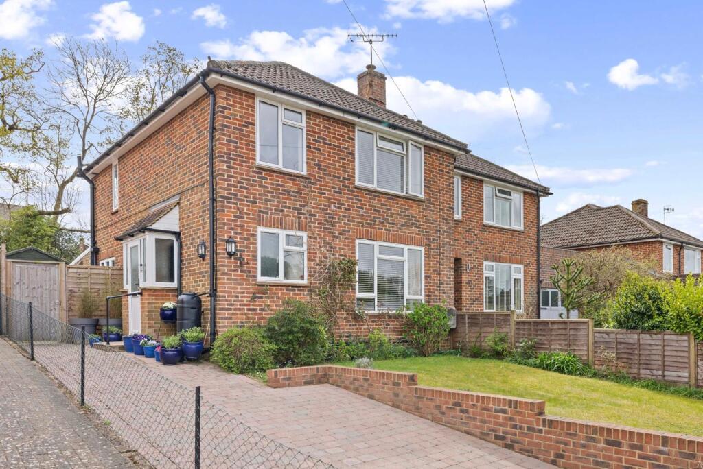 Main image of property: Oaklands Road, Petersfield, Hampshire