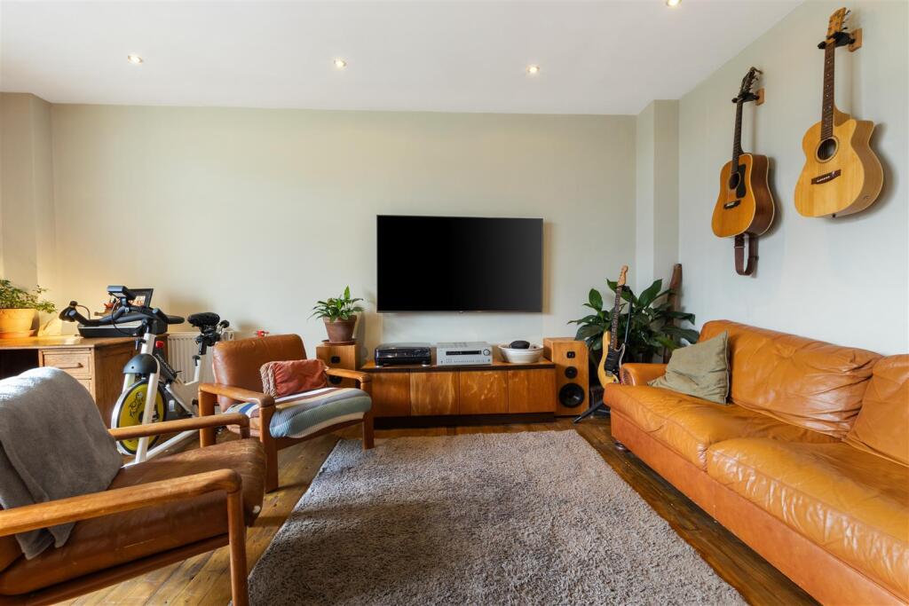 Main image of property: High Street, Petersfield