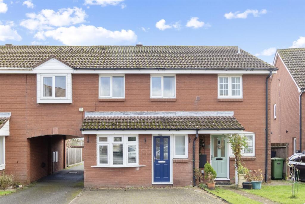 Main image of property: Linnet Close, Petersfield